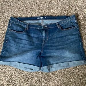 Old Navy Denim Shorts - Size 20